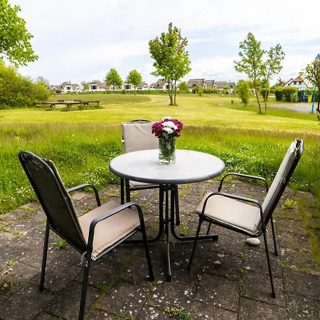 Rugana - Komfortplus Mit 2 Schlafzimmern Und Terrasse C06 * Dranske